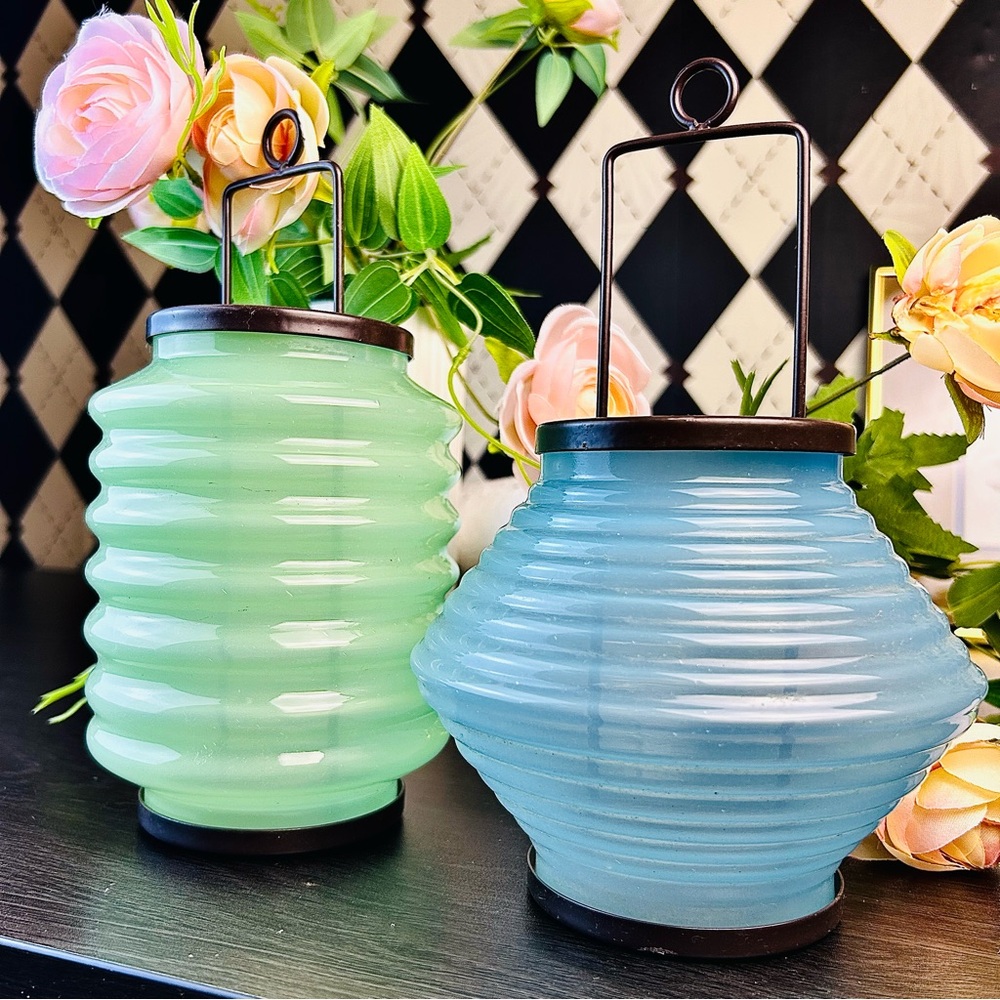 Mid Century Modern Ribbed‎ Glass Tea Light Lanterns, Pair
Candle Indoor Outdoor